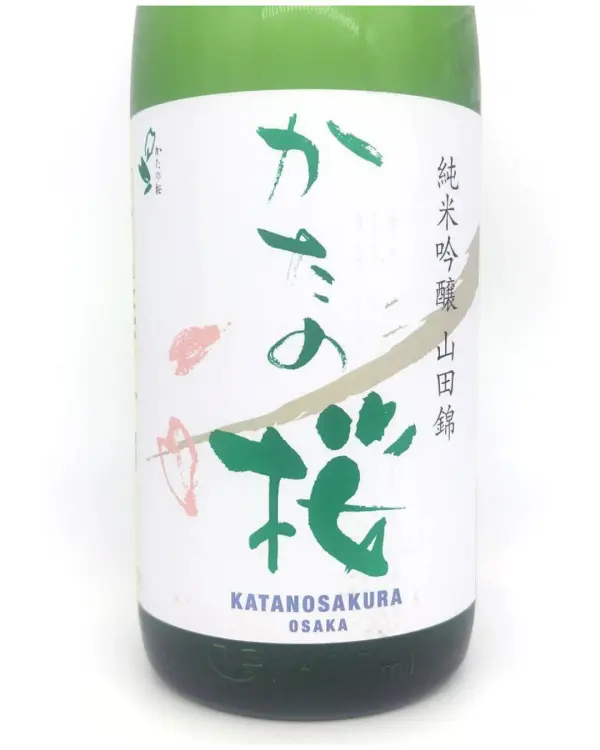 かたの桜 純米吟醸 超辛口 生原酒 1800ml | まちの地酒店 酒幸仁
